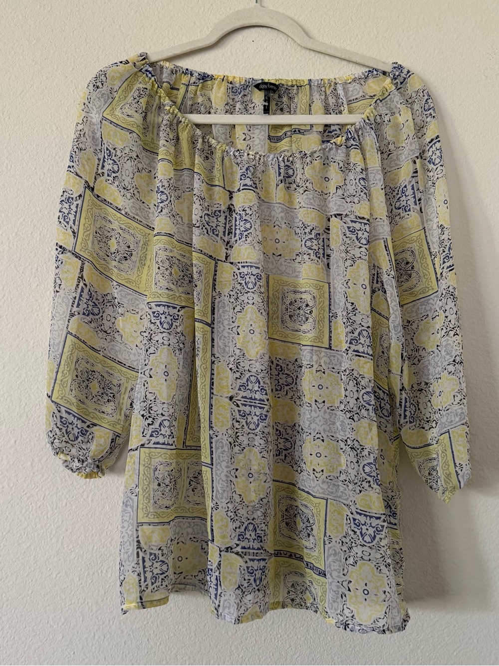 Daisy Fuentes Yellow & Navy Printed Off-Shoulder Tunic